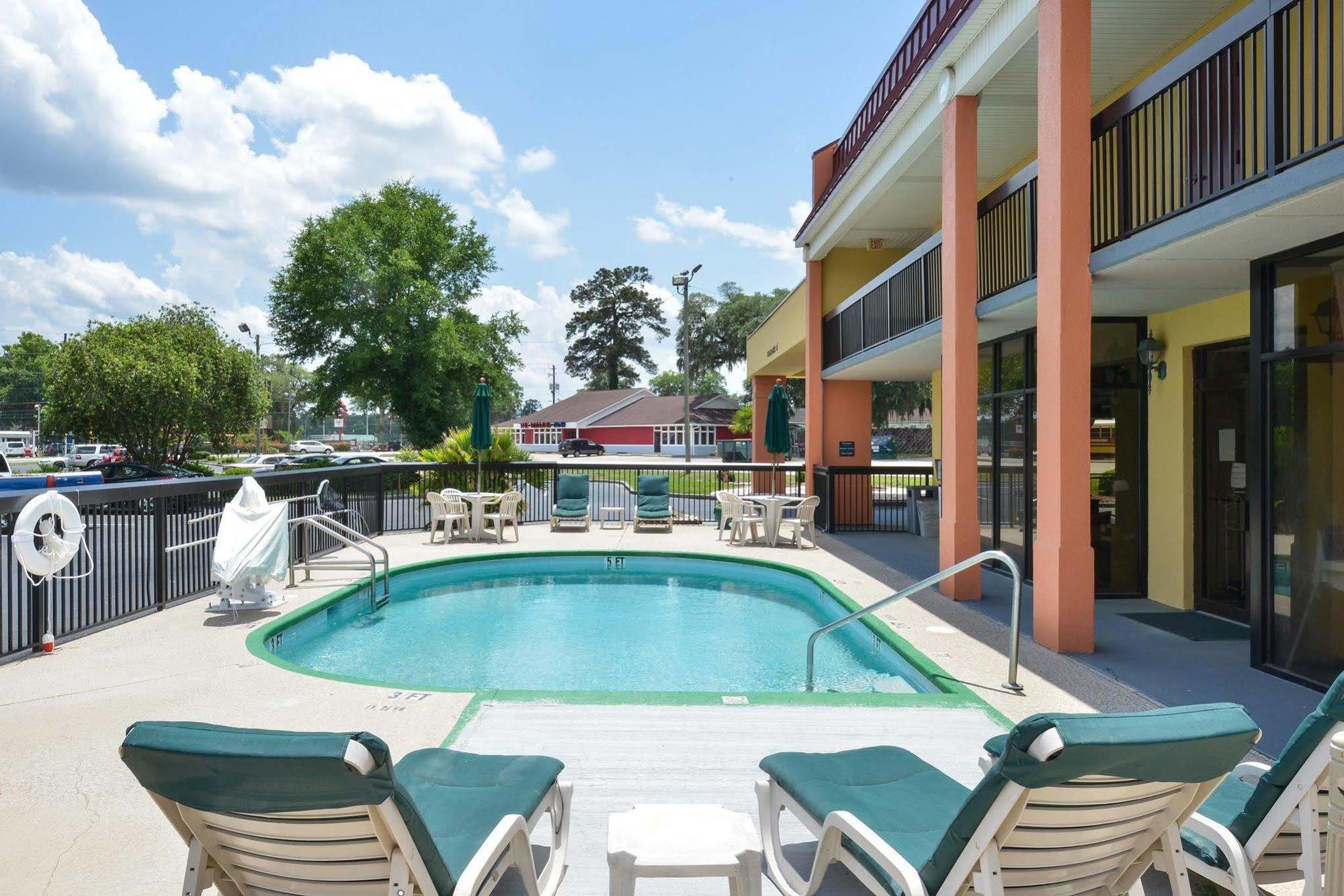 Suburban Studios Hinesville - Fort Stewart Area Exteriér fotografie