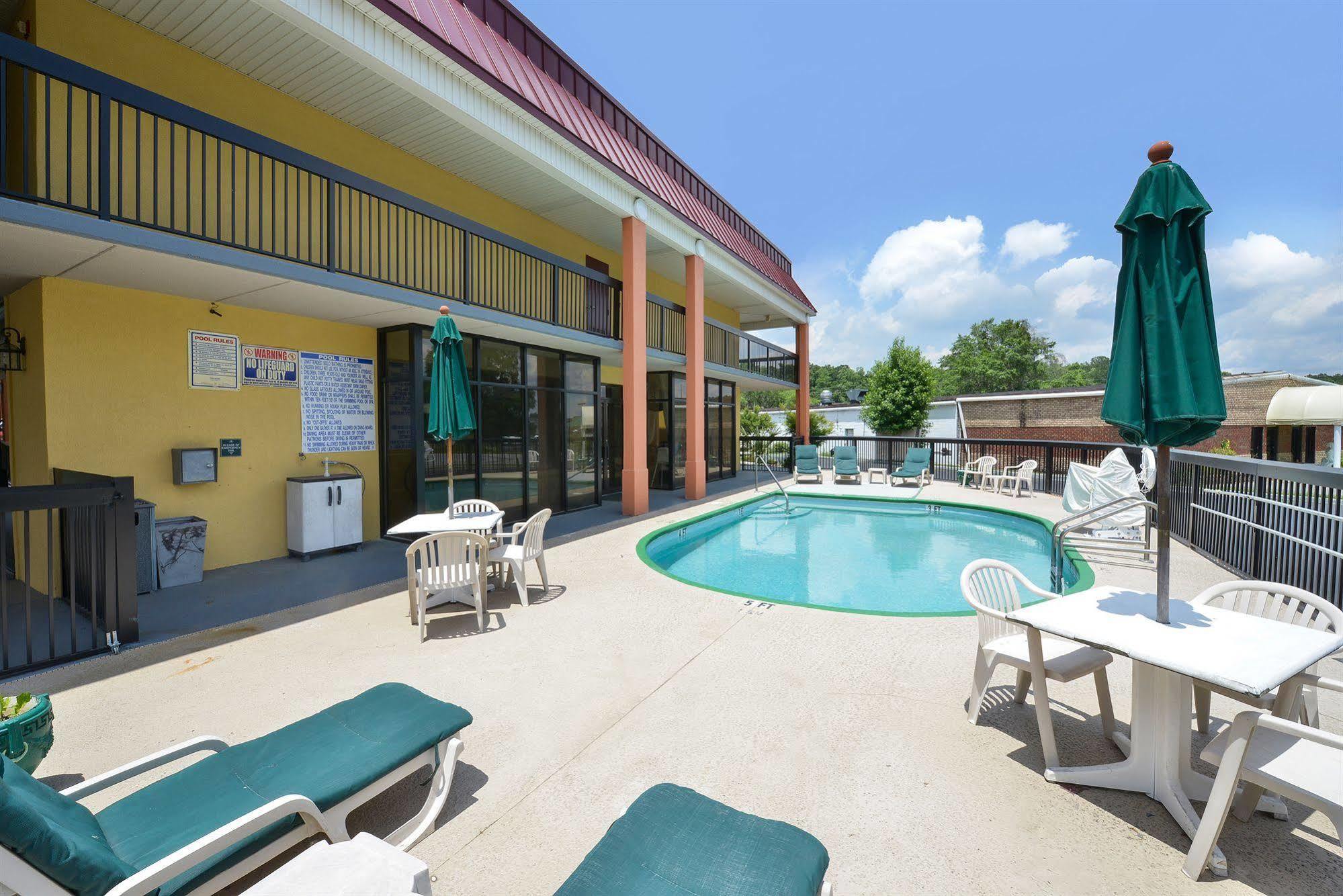 Suburban Studios Hinesville - Fort Stewart Area Exteriér fotografie